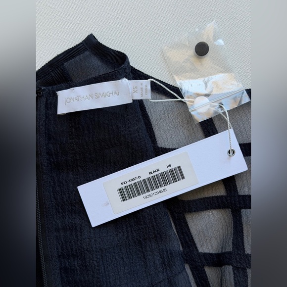 JONATHAN SIMKHAI
ADALYN ORGANZA MINI DRESS
Size XS NWT - Picture 10 of 16